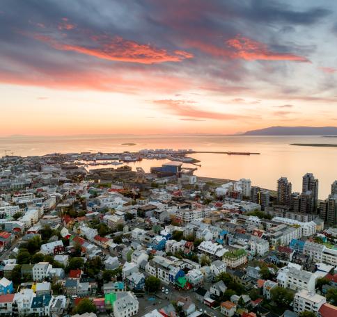Reykjavík by Gunnar Freyr Gunanrsson-